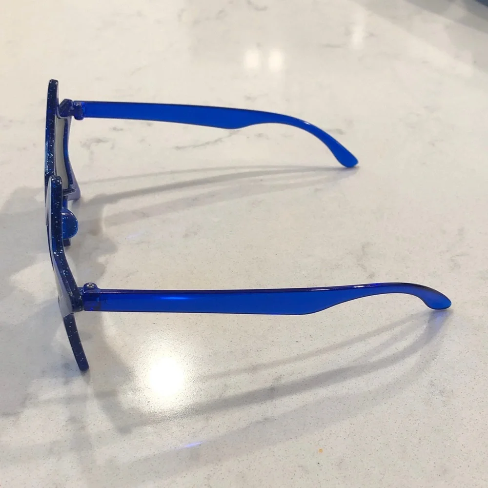 Star-Shaped Blue Sunglasses